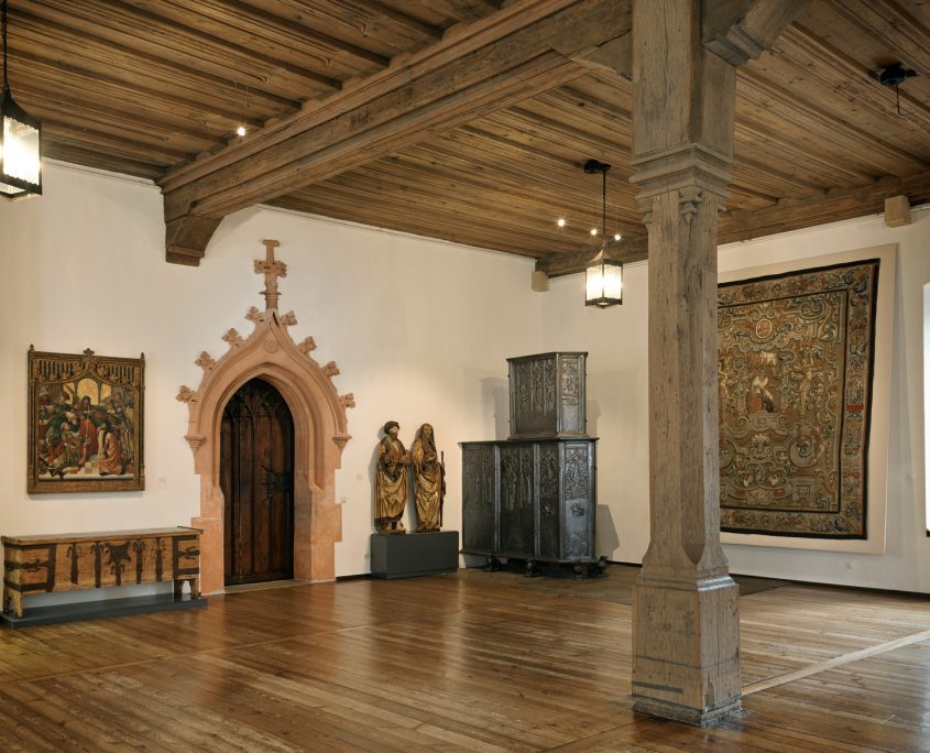 Die Große Hofstube (1501/4) mit dem gusseisernen Riesenofen